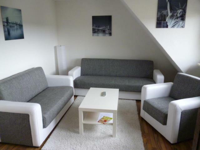 Ferienwohnung Stephanshausen エクステリア 写真